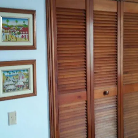 Apto En Ed Puerto Azul Vista Al Mar Apartamento
